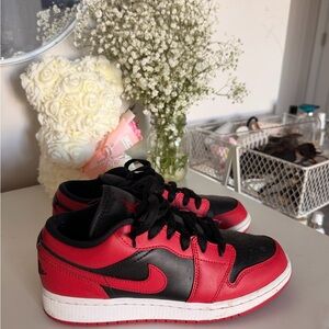 Nike Kids Shoes Black and Red